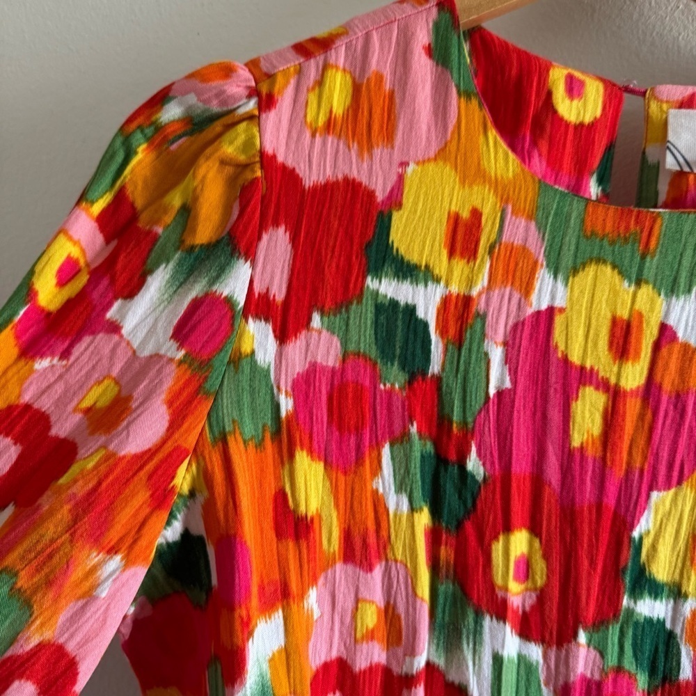 Tuckernuck Pomander Place Magnolia Watercolor Carlota Blouse Top size Medium - Picture 8 of 11